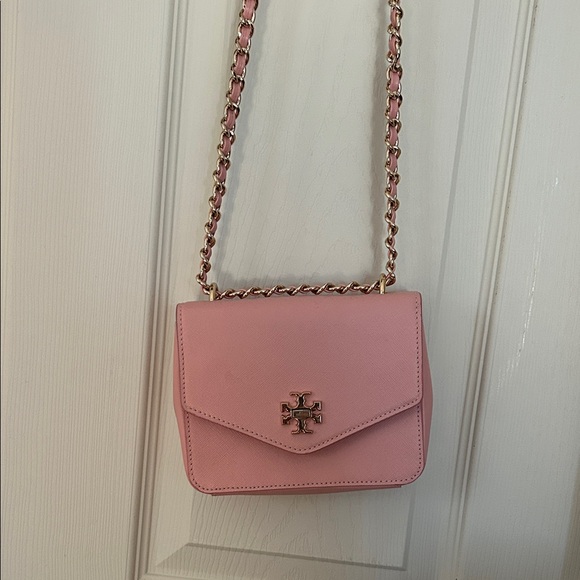 Tory Burch Blush Crossbody Bag with Chain Strap - Picture 2 of 5